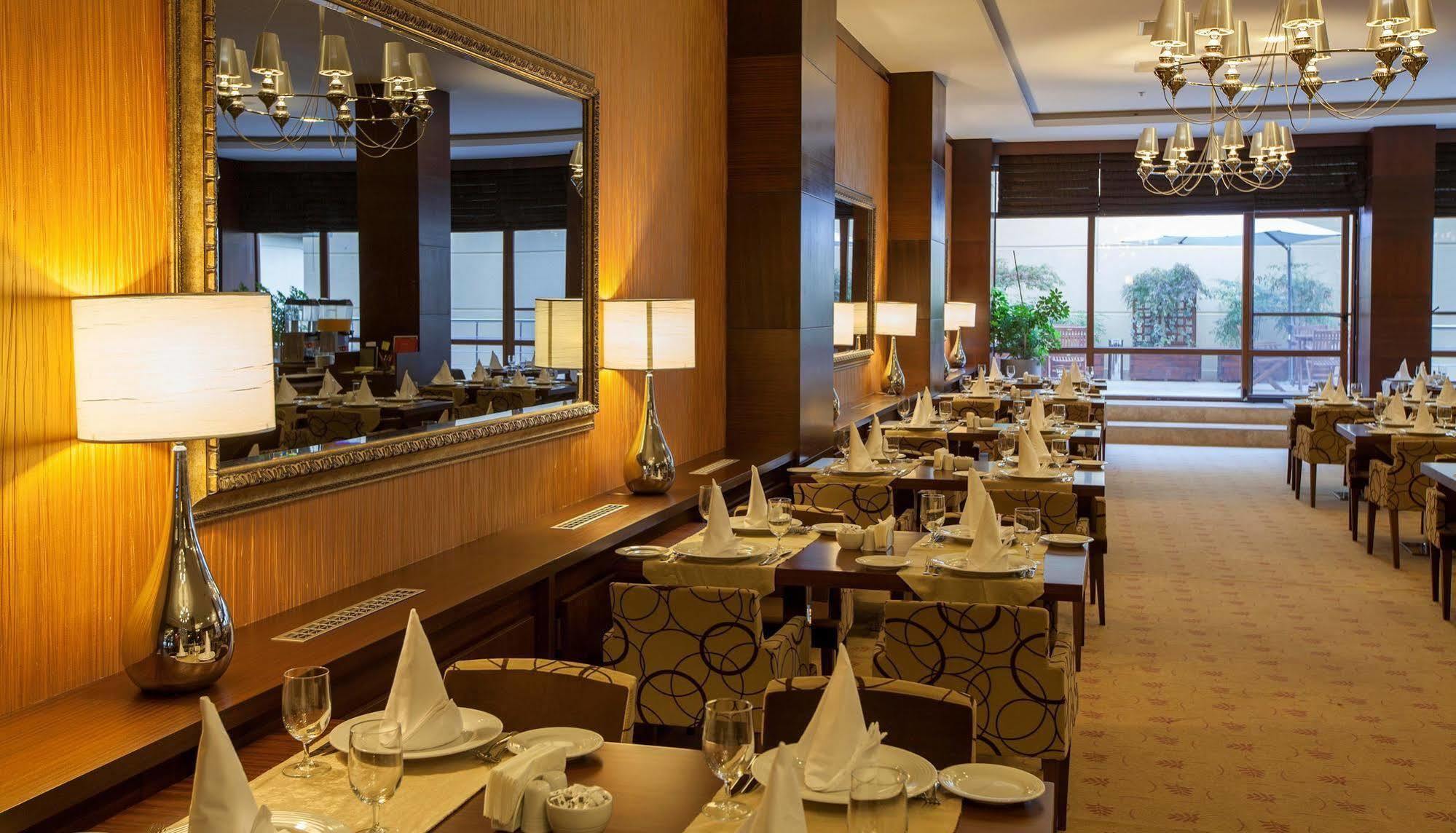 Safir Hotel Gaziantep Exterior foto
