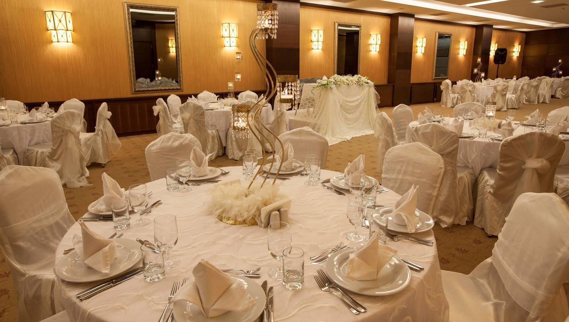 Safir Hotel Gaziantep Exterior foto